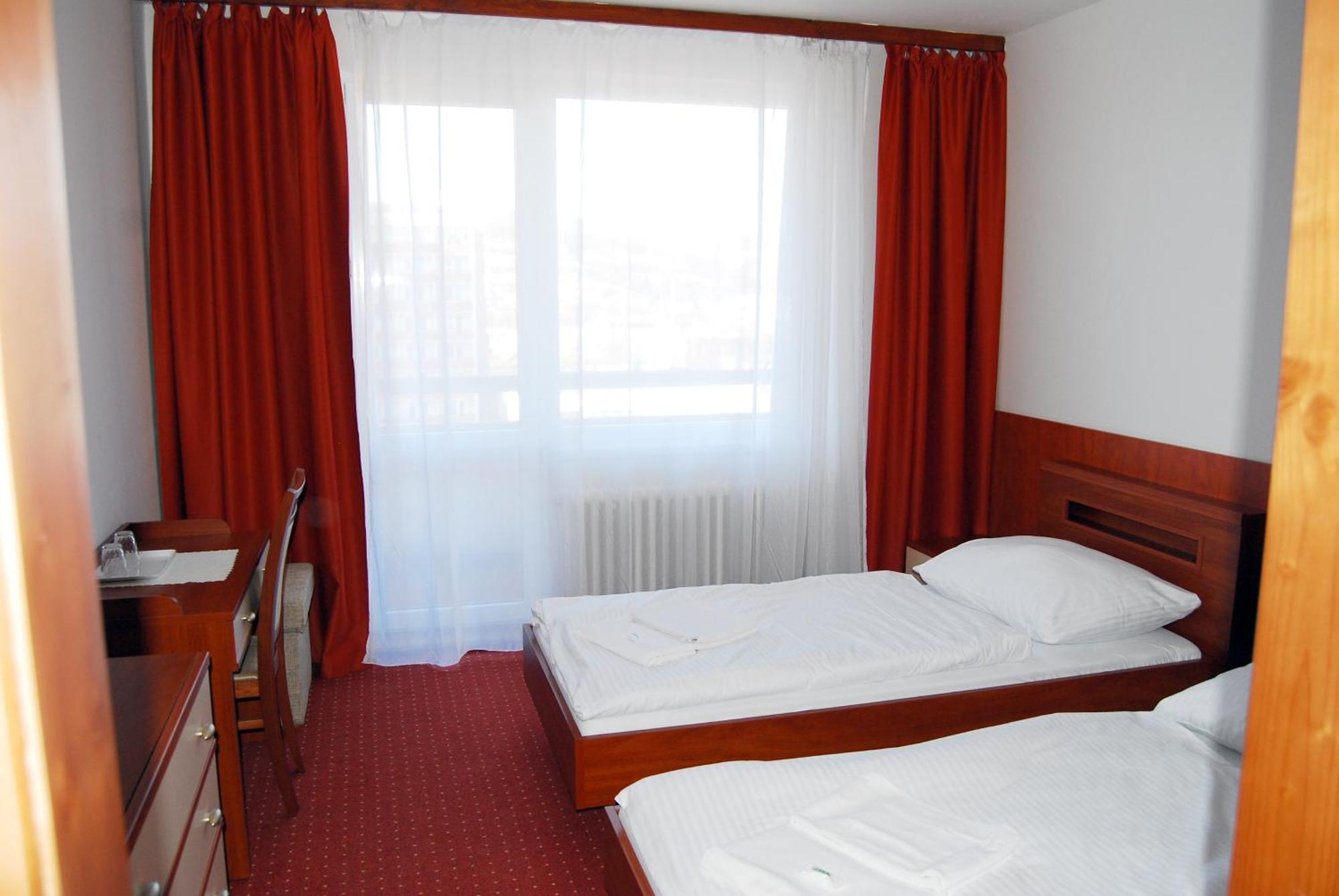 Hotel Lineas Prešov Exteriér fotografie